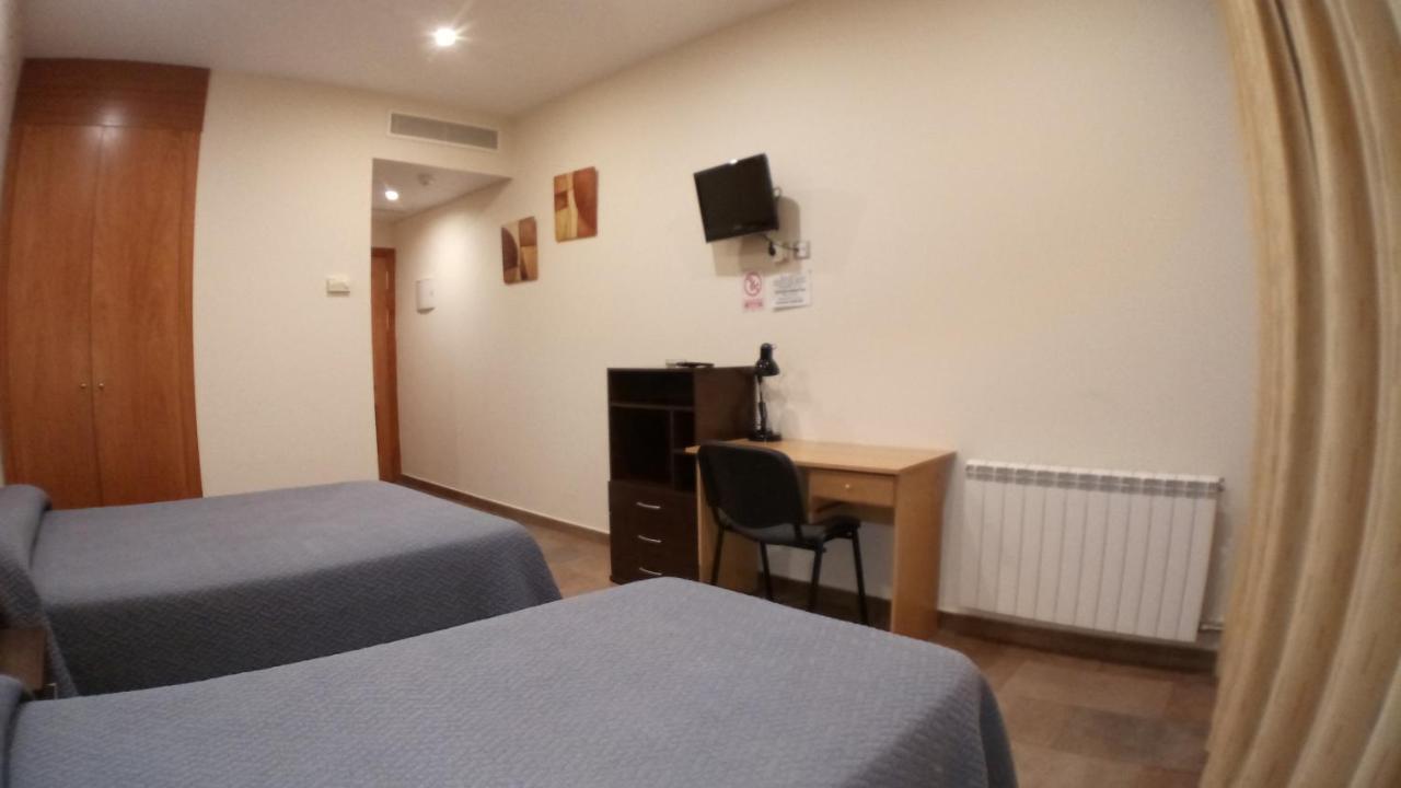 Hostal Venecia II Монсон Екстер'єр фото