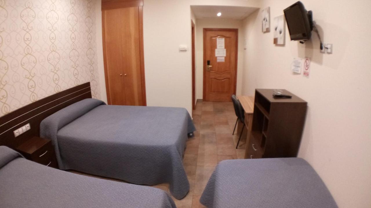 Hostal Venecia II Монсон Екстер'єр фото