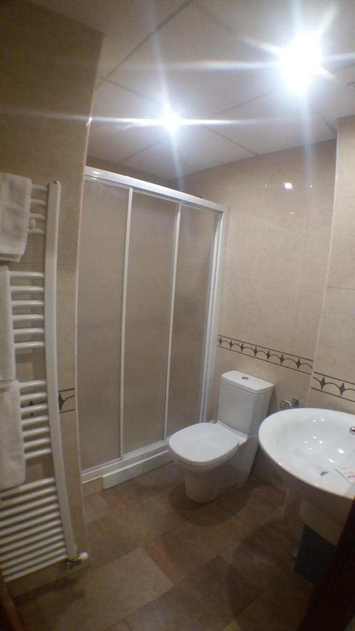 Hostal Venecia II Монсон Екстер'єр фото